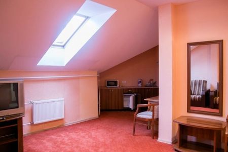 Семейный 2-местный 2-комнатный Мансарда